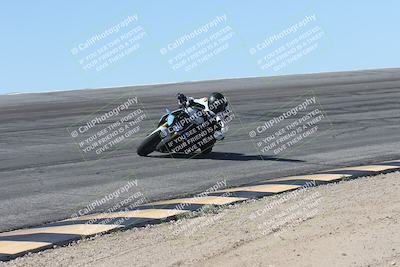 media/Oct-13-2025-Moto Forza (Mon) [[a66d839500]]/4-C Group/Session 2 (Bowl)/